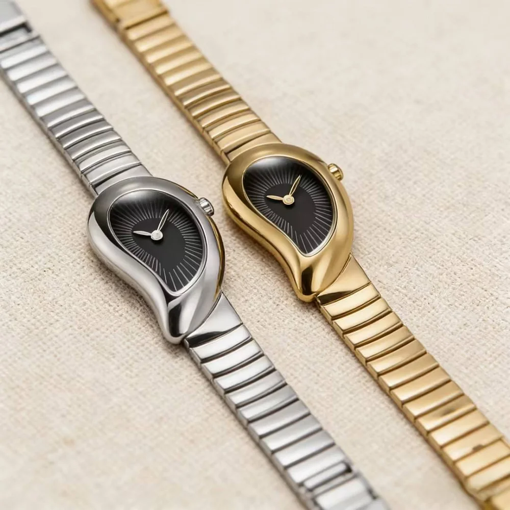 

Ladies Heart-shaped Dial Watch Silvery Simple Stainless Steel Quartz Wristwatch Brand Women Girls Luxury Gift Reloj Mujer