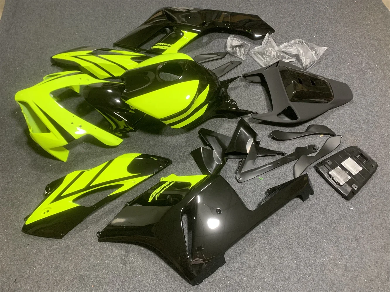 Motorcycle fairing fits YZF-R6 17-22 YZF600 2017 2018 2019 2020 2021 2022 Year fairing Black fluorescent Yellow