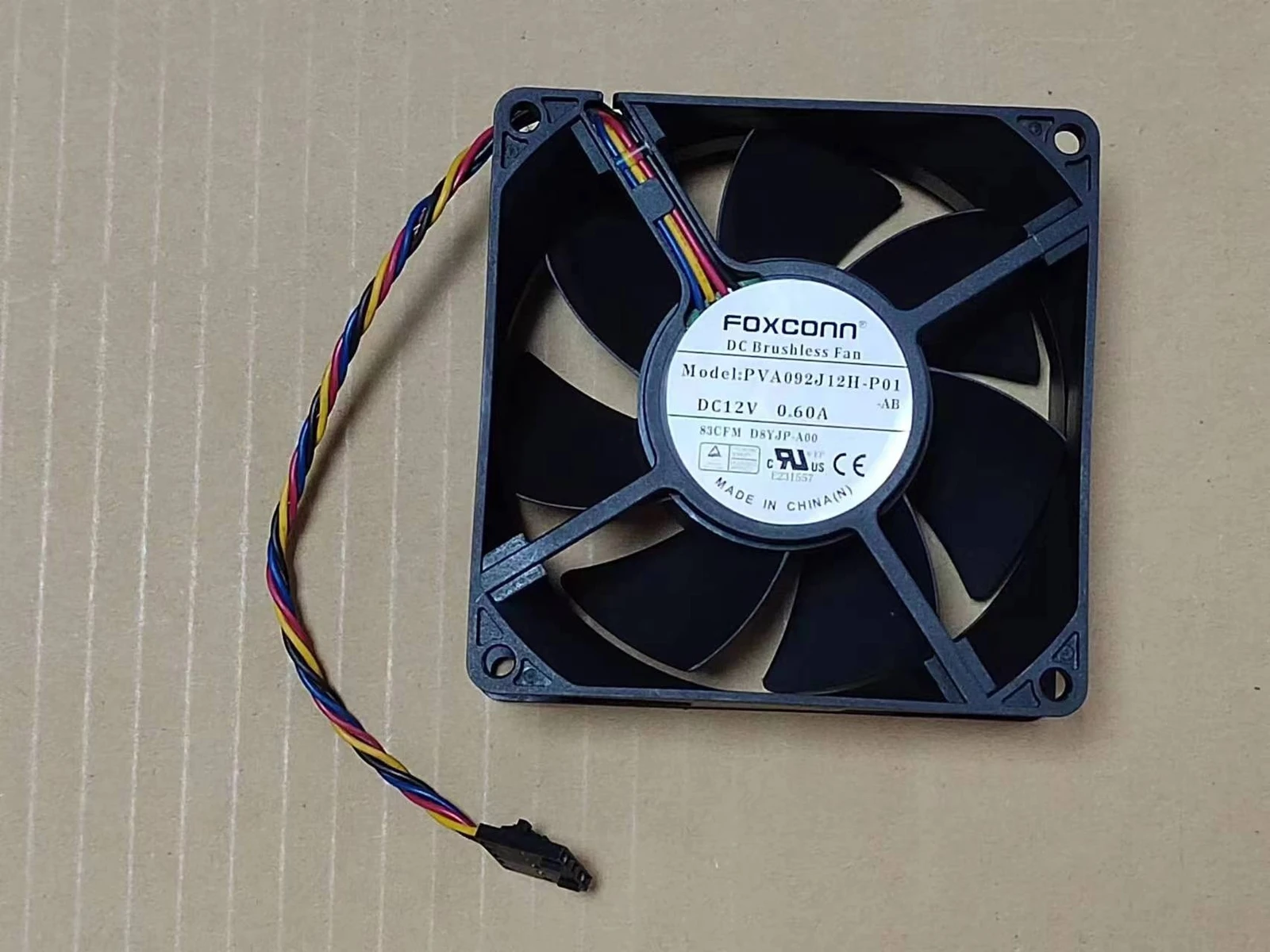 

FOR FOXCONN 9032 PVA092J12H-P01 DC12V 0.60A 9CM Temperature Control Cooling Fan