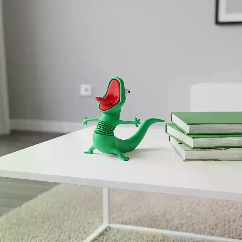 3D Printed Green Lizard Ornament Creative Realistic Desktop Decor for Home Office Kids Adults Reptile Lovers Gift view 3