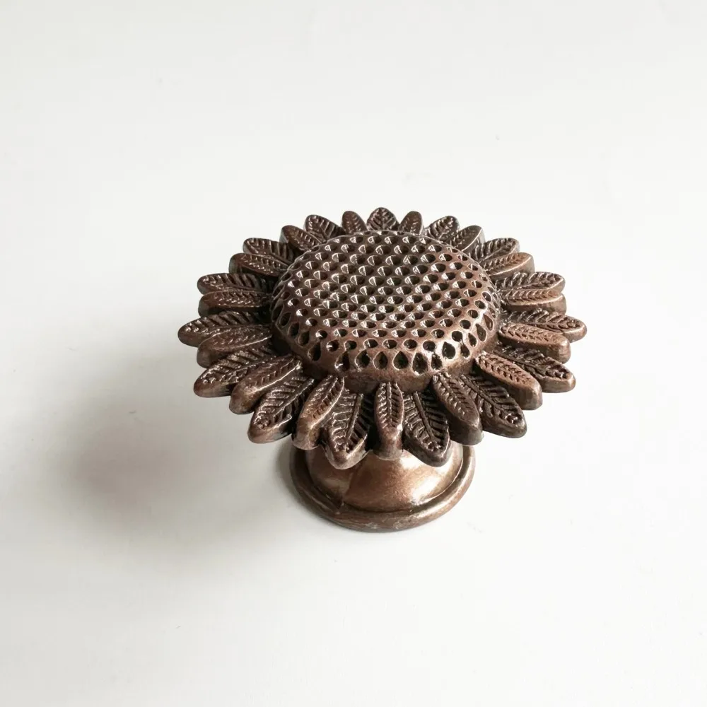 Small Sunflower Drawer Pull Zinc Alloy Cabinet Handle Decorative Metal Knob Furniture Accessory For Bedroom Wardrobe Door