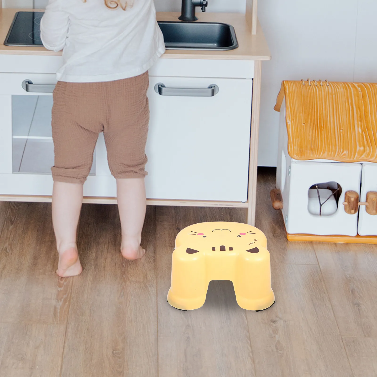 Non-Slip Cartoon Plastic Step Stool for Bathroom Footrest Small Sturdy Stool for Shoe Changing Bathing Washing Feet