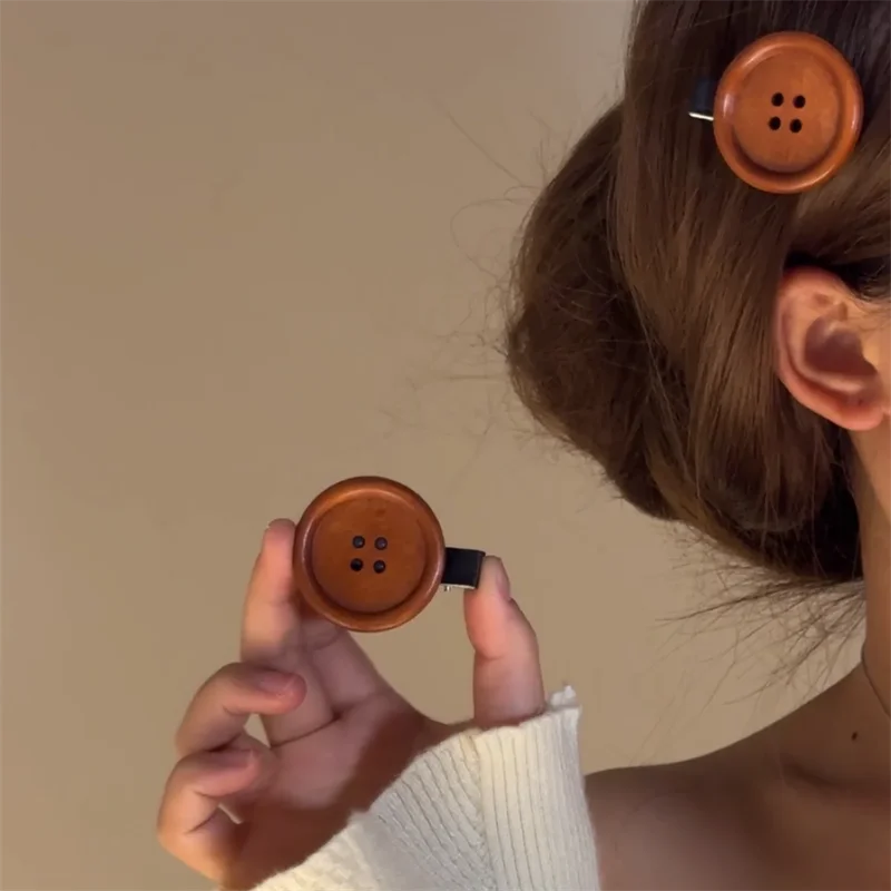 Retro Brown Cute Button Hair Clip Fun Woody Texture Sweet Side Clip Hair Hairpin Children's Accessories Kids Gift Women Girls