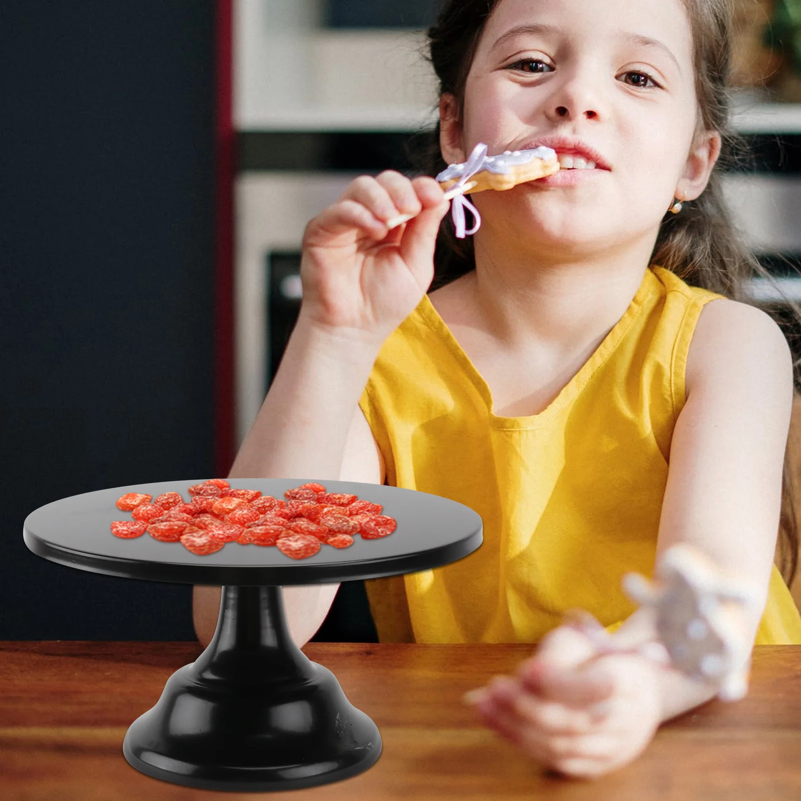 

1 pc Cake Stand Iron Fruit Tray For Cupcake Display Reusable Dessert Pallet Practical Gift Home Kitchen Decor Iron Cake Pallet