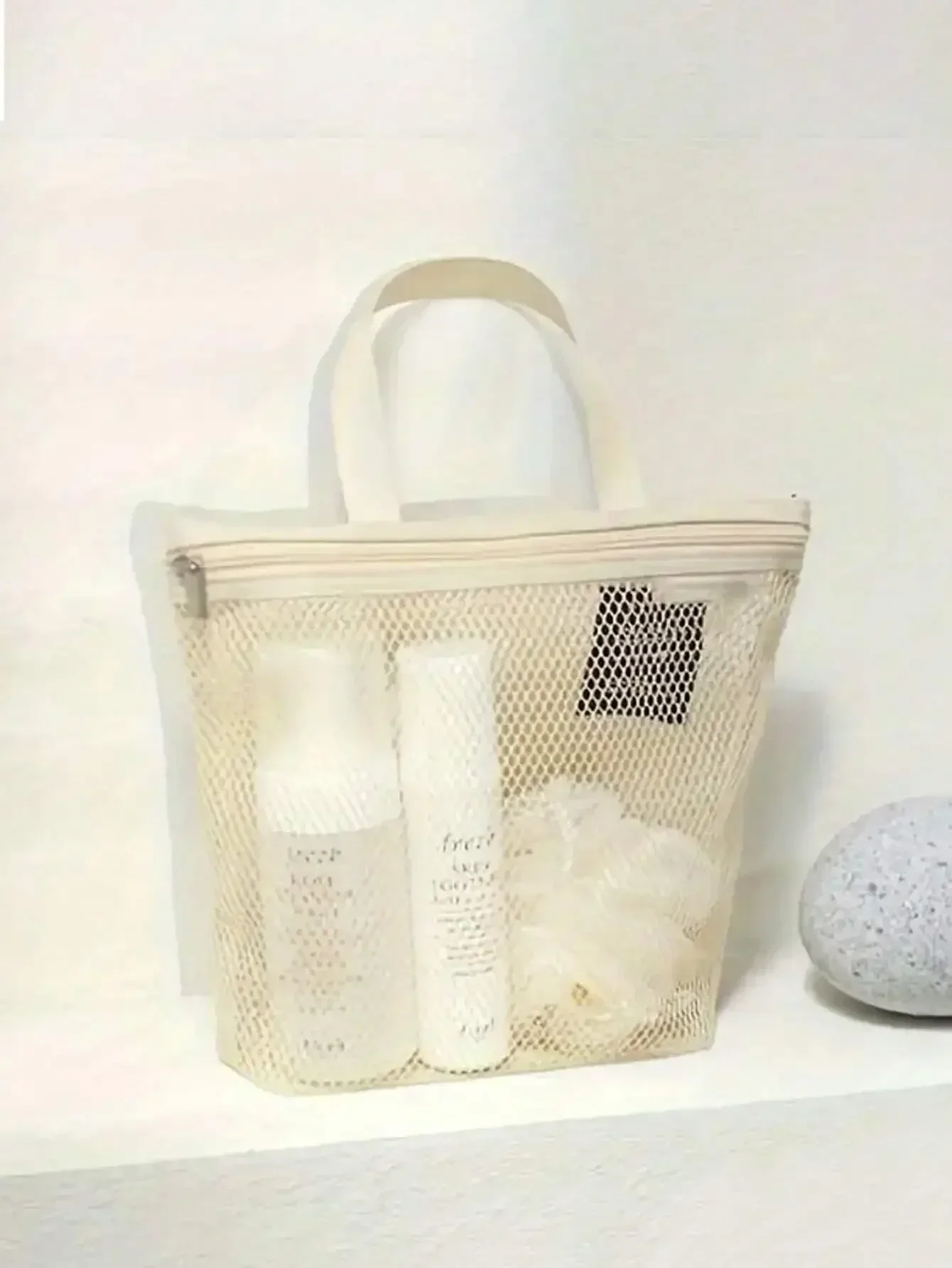 Lightweight Mesh Shower Bag Travel Cosmetic Bag, Large Capacity Hanging Storage Bag,Handheld Makeup Brush Holder Bag With Zipper