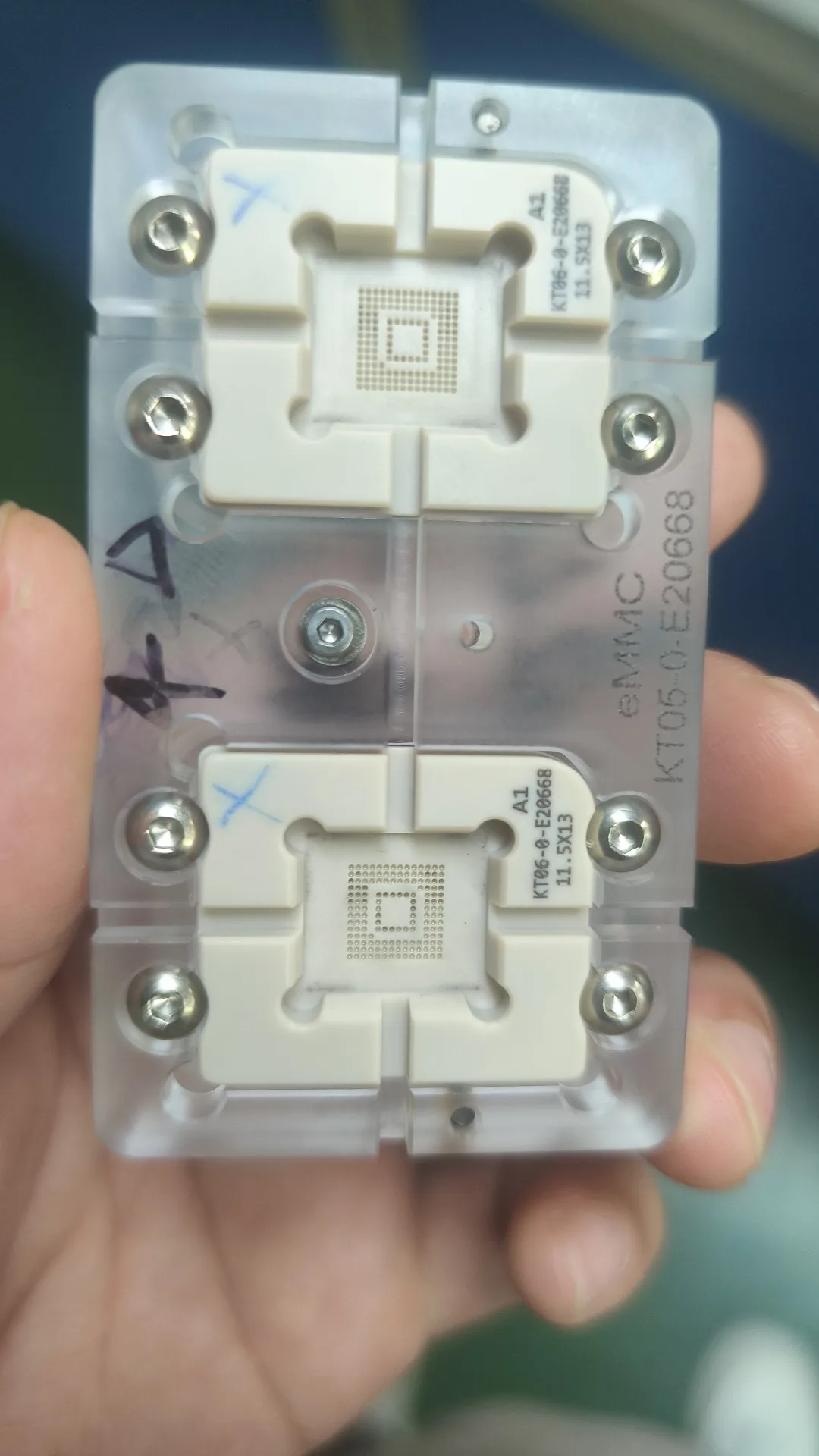 EMMC153 BGA153AT chip test seat, self-contained IC read and write test adapter
