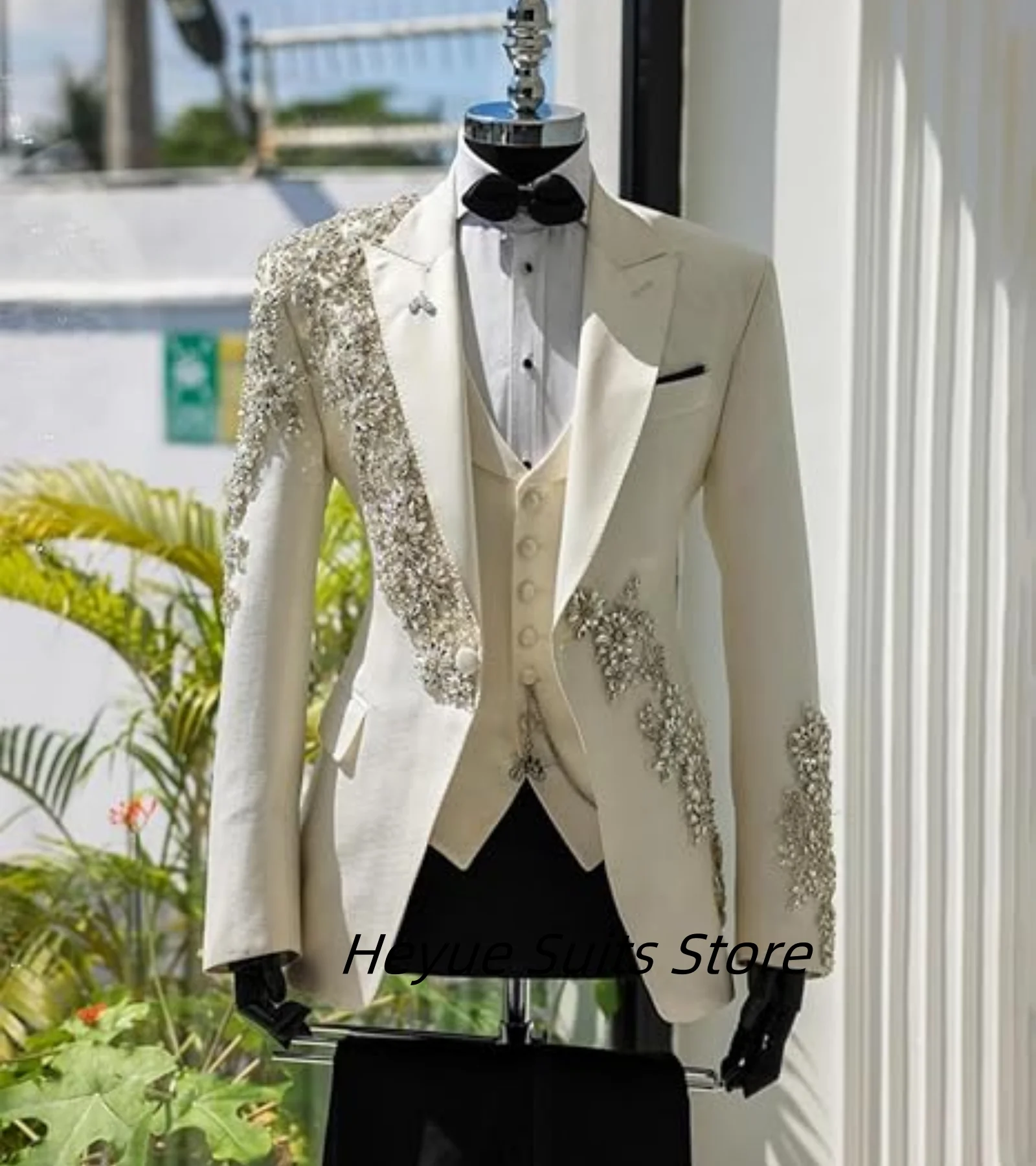 Luxury Rhinestones Men Suits Slim Fit Customized Groom Best Man Wedding Party Tuxedos 3 Pieces Sets Male Blazers Traies Dehombre