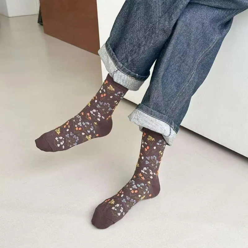 Plant Flower Relief Flower Mid Tube Women Socks Cotton Socks College Popular High Beauty Versatile Fashion Creative Wholesale