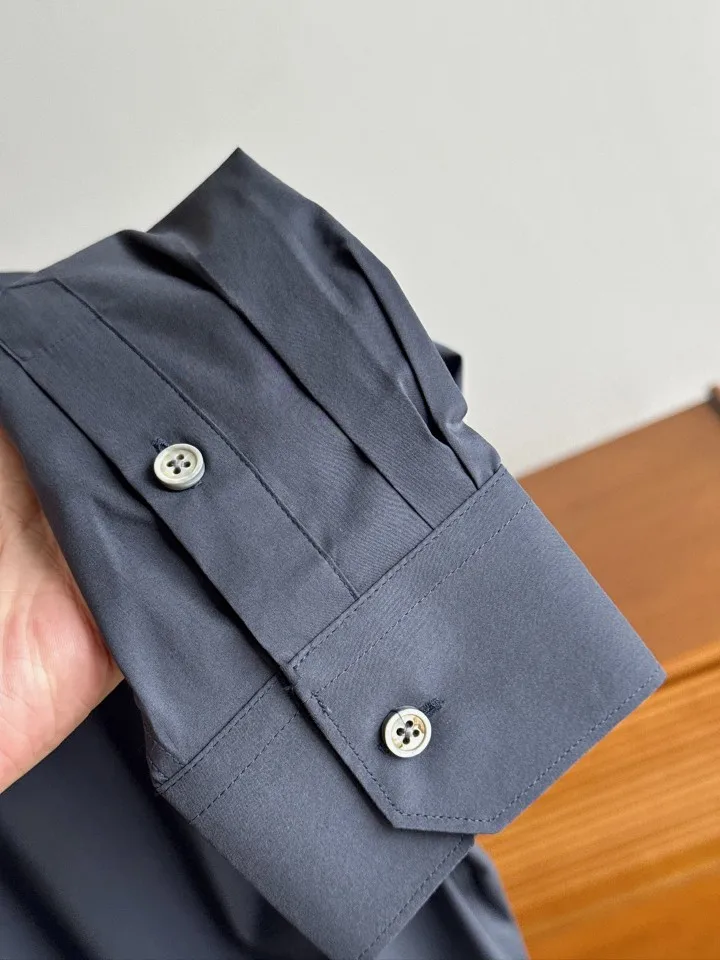 Men's Old Money Style Business Formal Solid Cotton Long Sleeve Soft Skin-Friendly Shirt Structured Fit