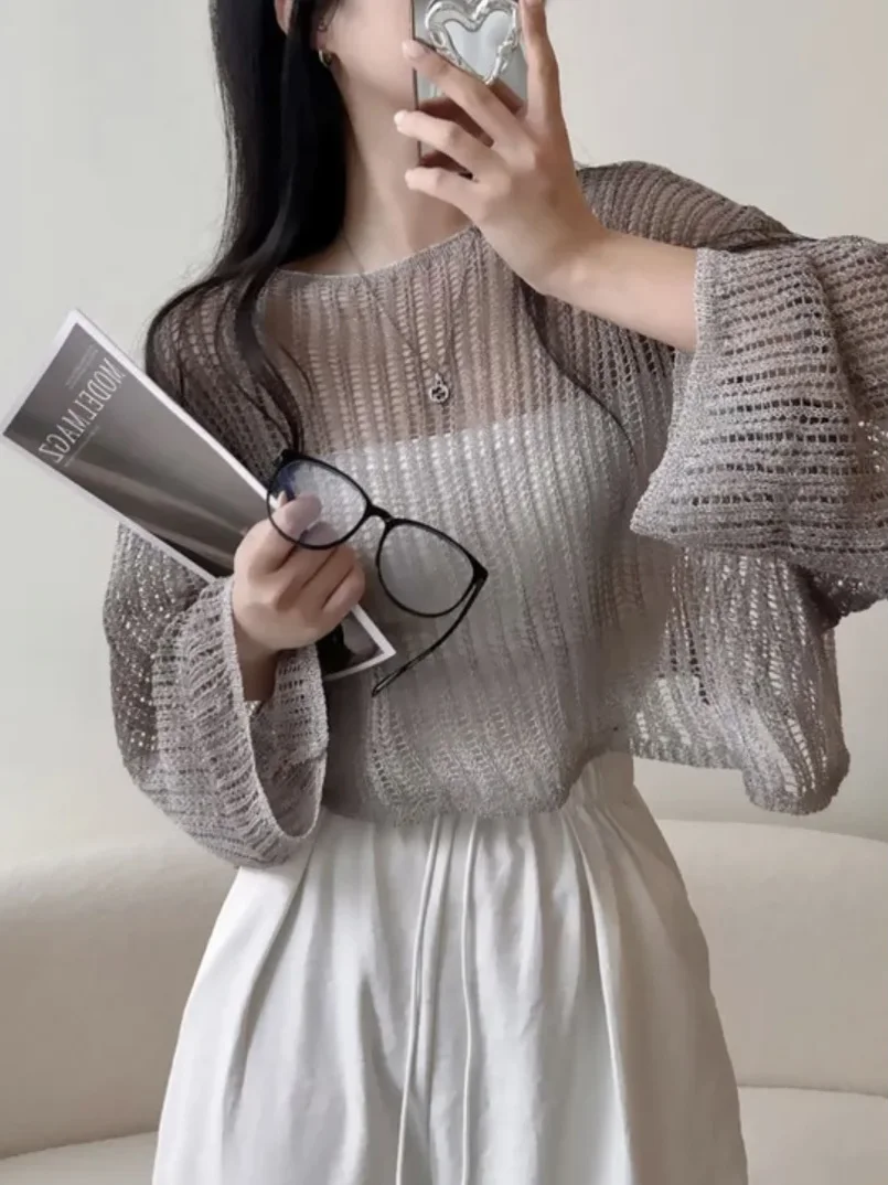 

Chic adient Color Loose round Ne Long Sve Women's Knitted Hollow out Top UV Protection Faionable Design Summer Cover up