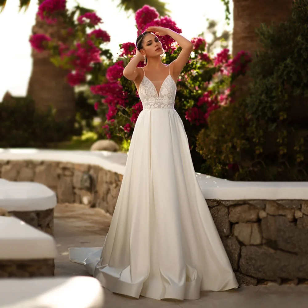 

Msikoods Customized Lace Applique Satin Wedding Dress 2025 Spaghetti Strap Backless A Line Bride Gown Floor Length Bridal Dress