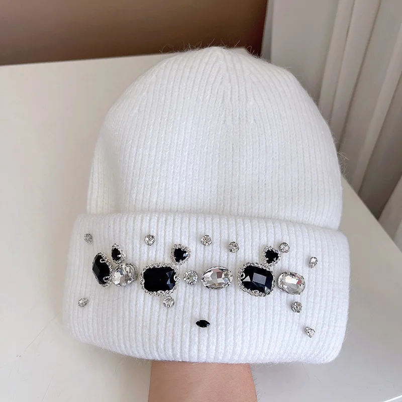 Autumn And Winter Warm Knit Hat Fashion Rhinestone Woolen Hat With Big Head Sheath Head Cold Hat KJ202410101