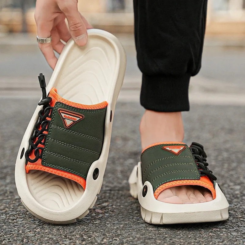 

2025 New Men's Sandals Fashion Designer Soft Men's Slippers Outdoor Breathable Beach Shoes Anti-slip Comfortable Men Flip Flops