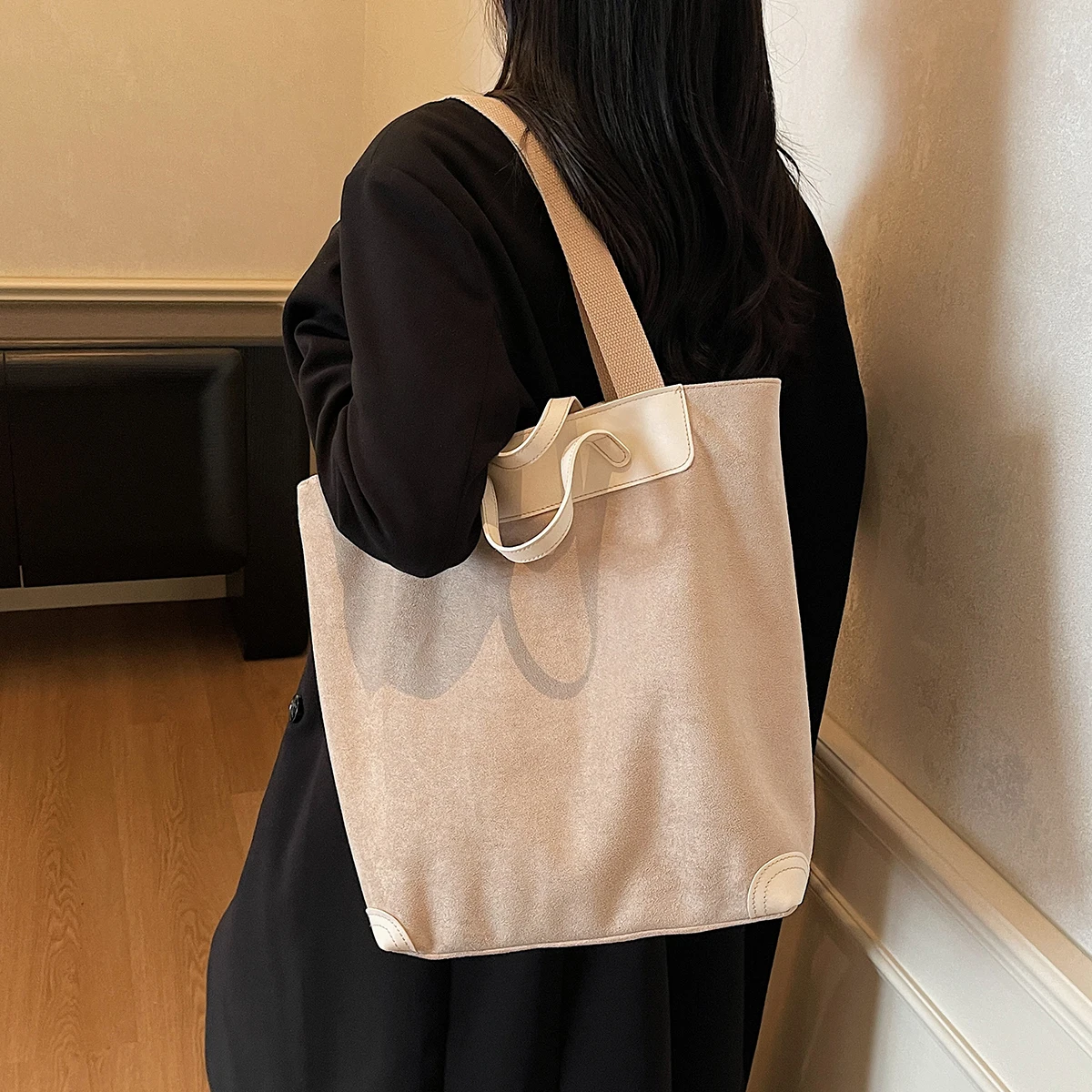 

Большая сумка в японском стиле спецодежды в американском стиле 2025 года в стиле ретро, можно носить через плечо, замшевая сумка, большая сумка серии Melard Color для работы, студентов и занятий