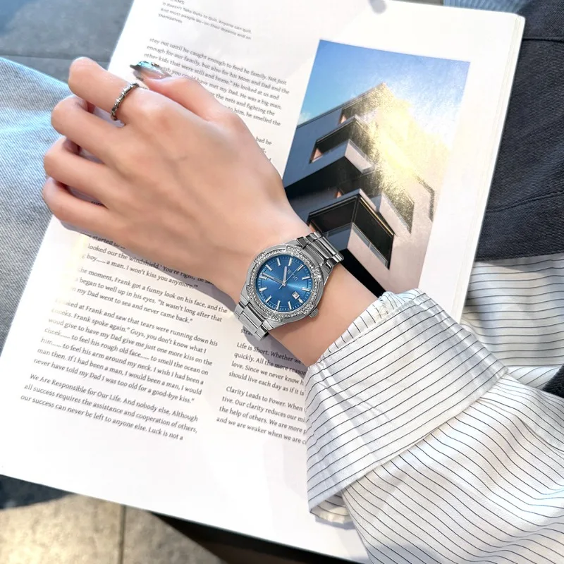 2025new trend simple fashion steel belt girls watch temperament niche light luxury student waterproof quartz watch birthday gift