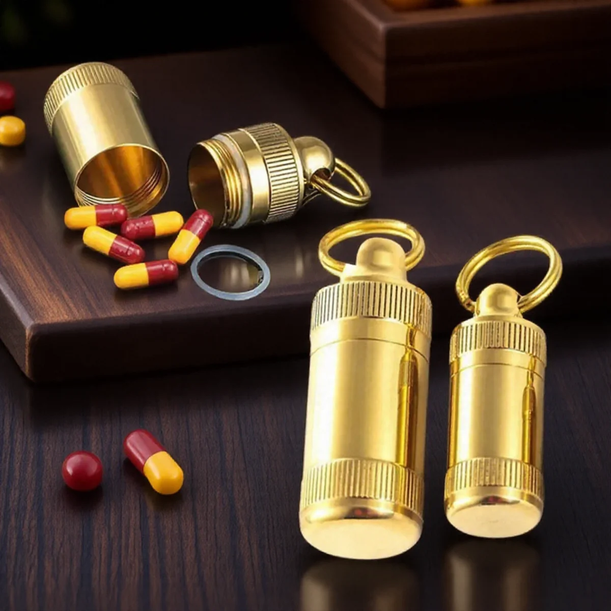 

Portable Brass Snuff Bottle with Mini Spoon Pill Container for First Aid Storage Collection