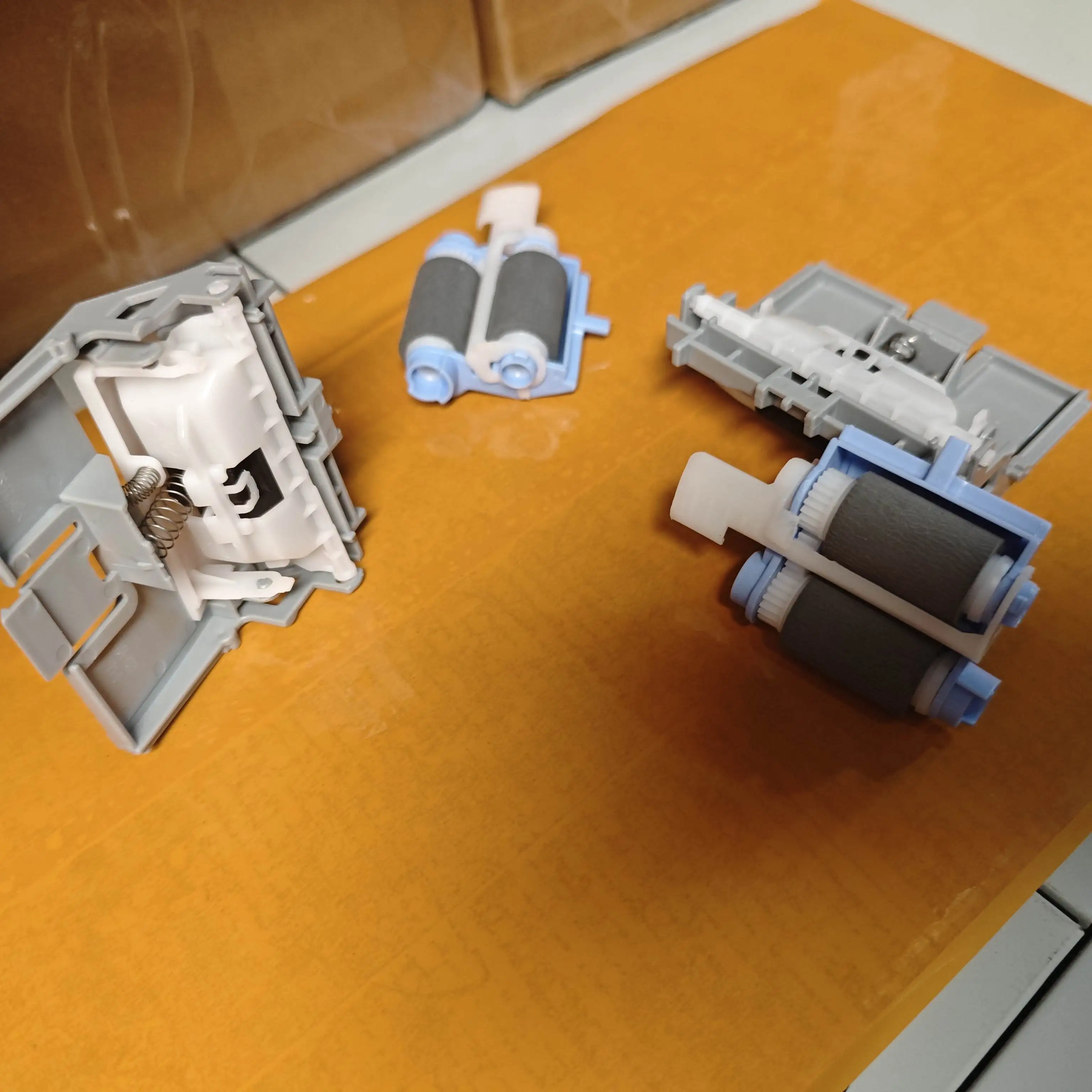 

10sets F2A68-67913 RM2-5752-000 Separation Pickup Roller for HP M501 M506 M507 M527 M528 for CANON D1620 D1650 LBP312