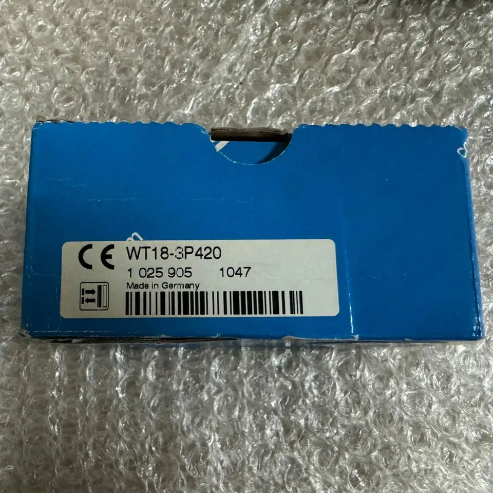 100% New and Original WT18-3P420 Photoelectric Switch Sensor FedEx /UPS fast delivery Warranty One-year