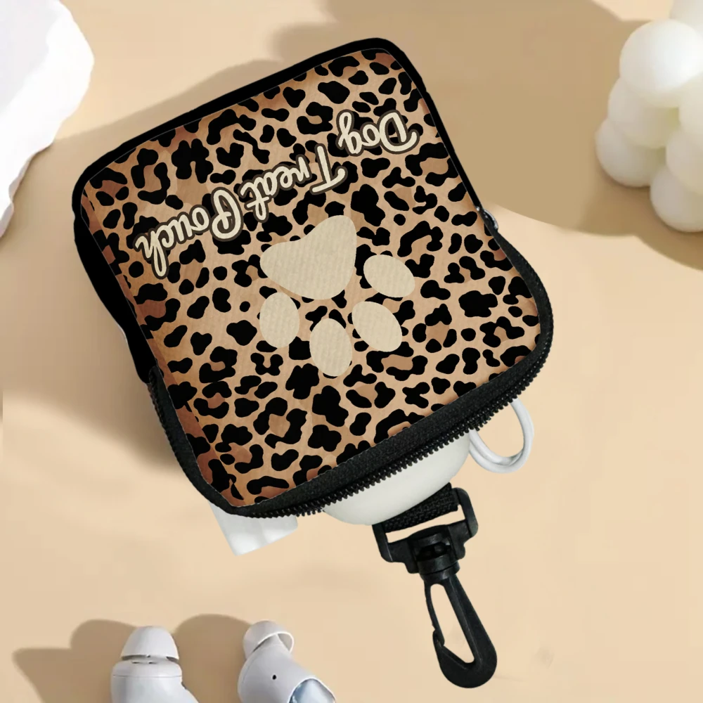 Stylish Leopard Print Pet Treat Pouch with Paw Print Portable Pet Training Bag Multi-Functional Zippered Storage Bag with Hook