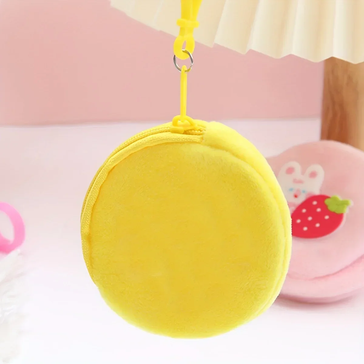 

1PC -Round candy colored plush zero wallet wholesale keychain cute headphone bag coin bag minimalist ID card bag