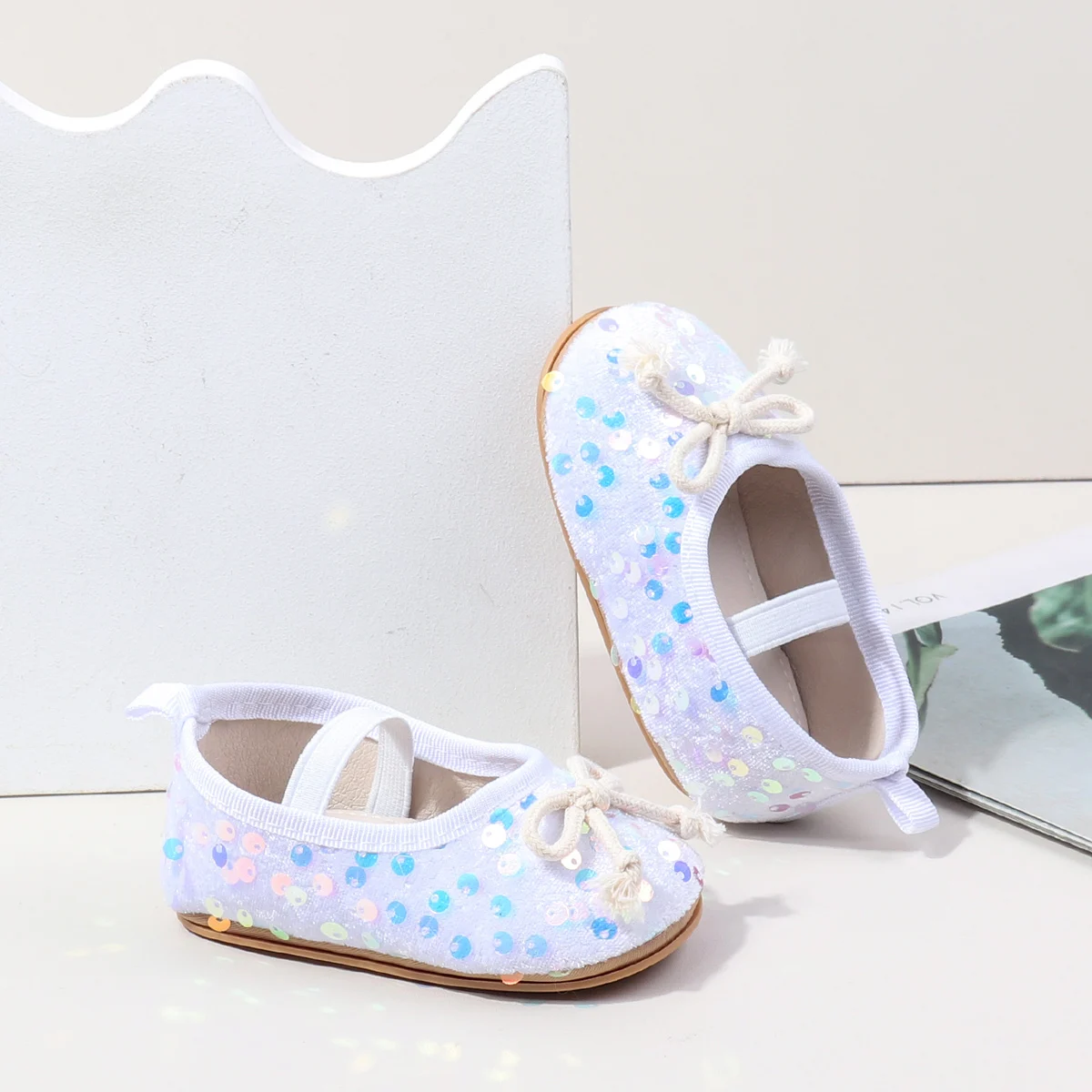 Spring And Autumn Baby Girls Princess First Walking Toddler Shoes With High Quality TPR Sole And Sequin Design For 0-18M Baby