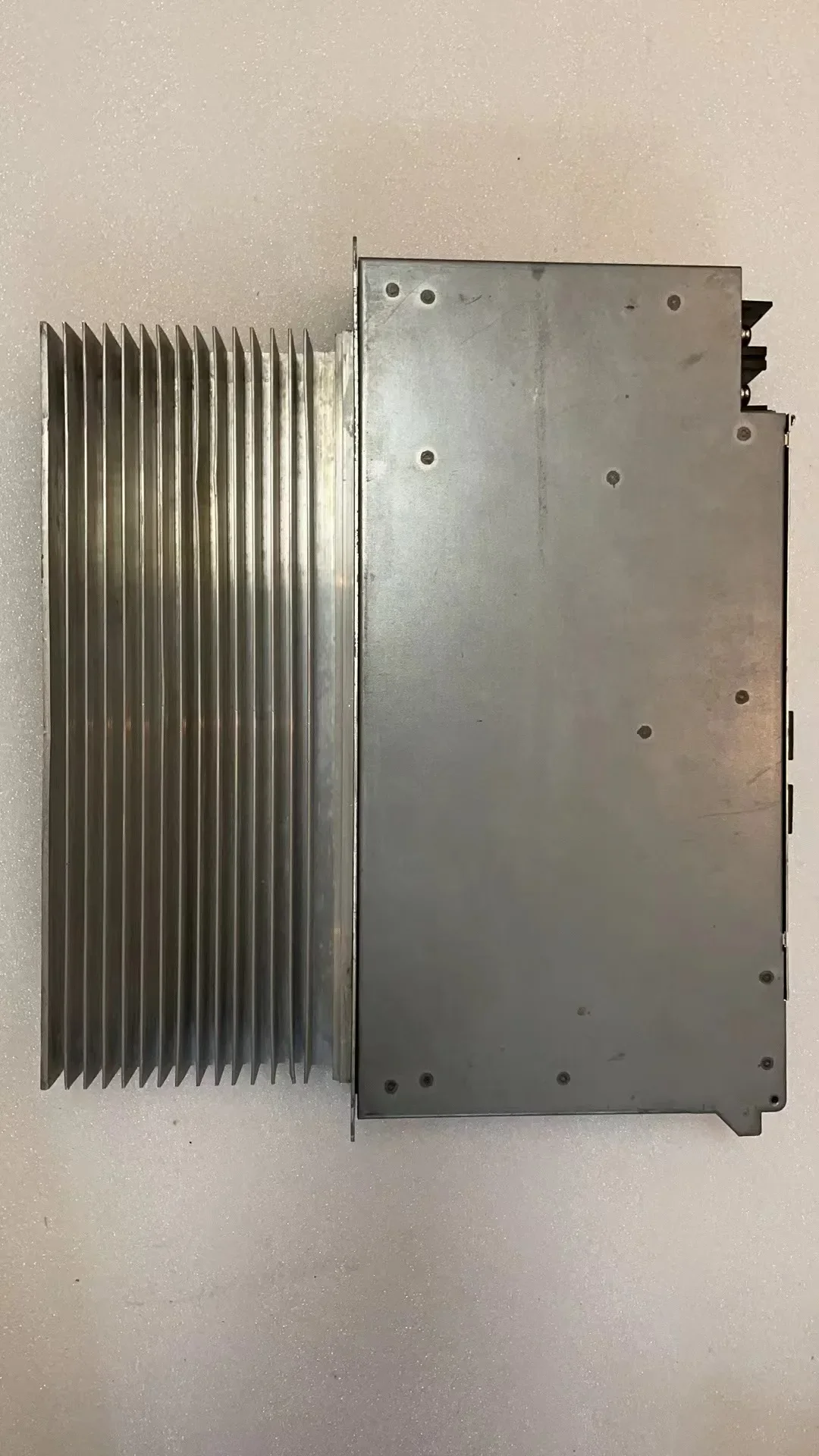 MIV0202-1-B5 محرك سيرفو مستعمل لوحدة التحكم CNC Tesed Ok رخيص جدًا MIV02021B5