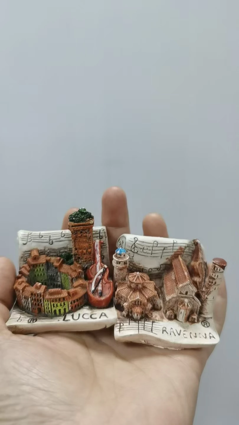 resin figure mental psychological sand table game  building   building lucca italy
