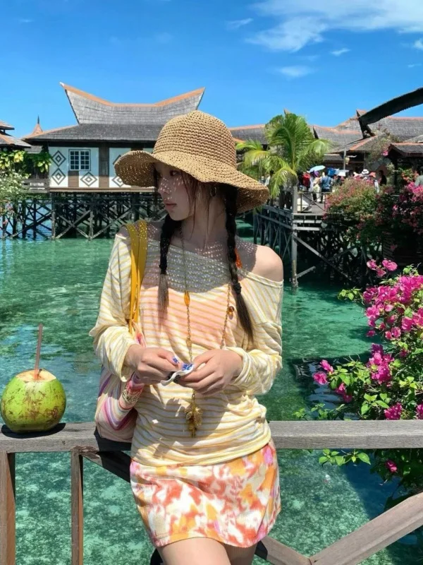 

Купальник-бикини с цветочным принтом Sweet Orange Par: элегантный, стройнящий, раздельный, с юбкой-накидкой Vaion Sle