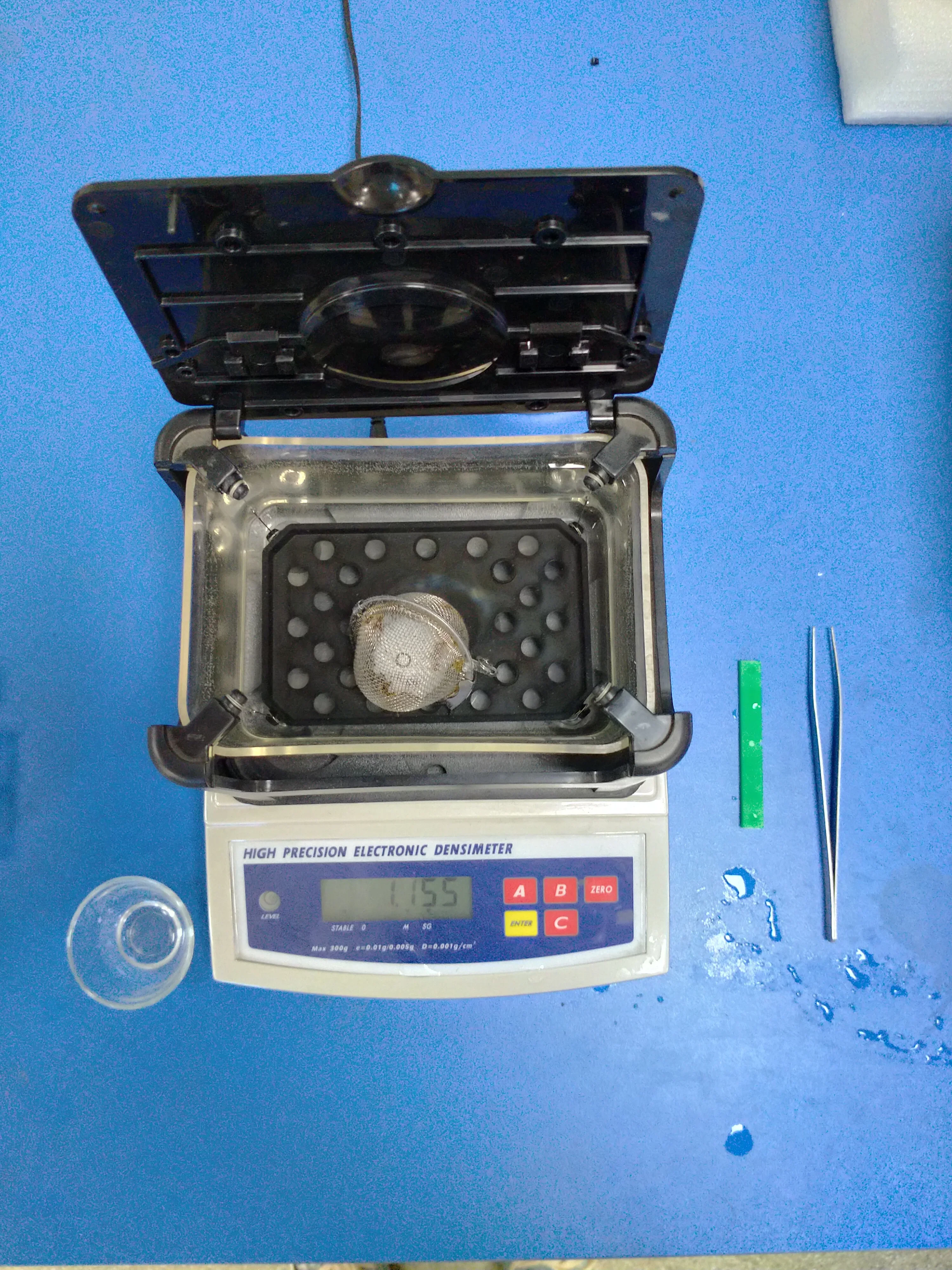 Electronic High Precision Solids and Liquid LCD Direct Readings Densitometer