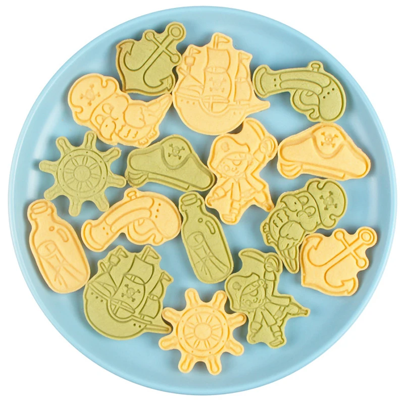 8Pcs/set Pirate Ship Cookie Cutter Mold 3D Cartoon Biscuit Molds DIY Cake Tools Biscuit Stamp Fondant Tools Baking Pastry Mould