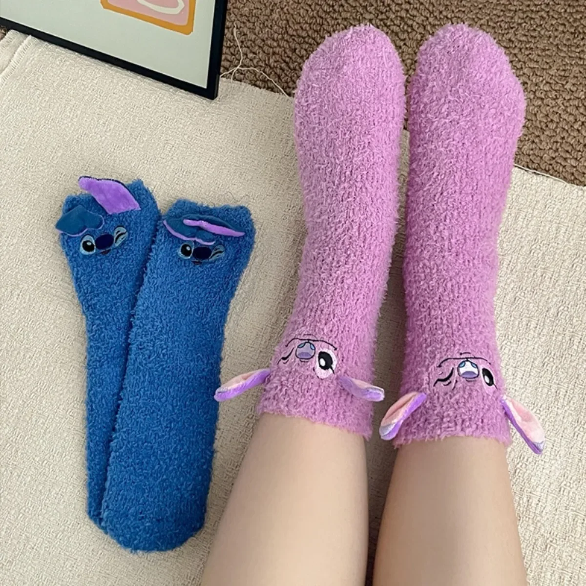 جوارب ديزني ستيتش الحرارية الكرتونية من الصوف المرجاني جوارب شتوية غير قابلة للانزلاق للنساء والرجال هدية عيد الميلاد وأعياد الميلاد