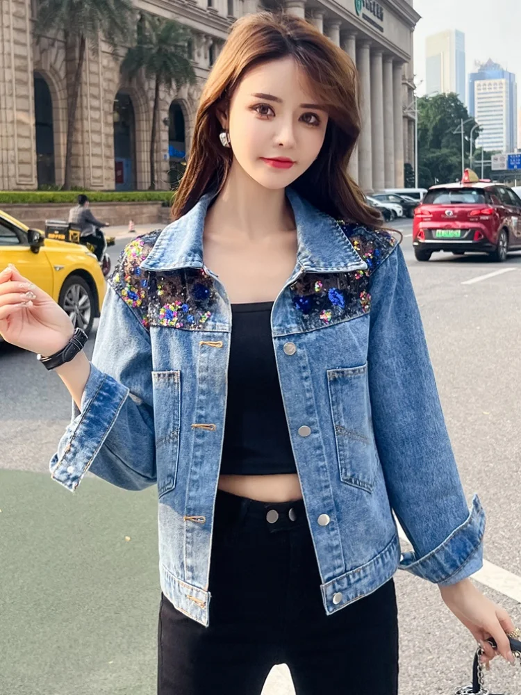 เสื้อแจ็คเก็ตยีนส์ผู้หญิง แต่งเลื่อมหนัก สไตล์แฟชั่น สำหรับฤดูใบไม้ผลิและฤดูใบไม้ร่วง ทรงตรง ใส่ได้หลากหลาย เหมาะสำหรับใส่ไปทำงาน แขนยาว