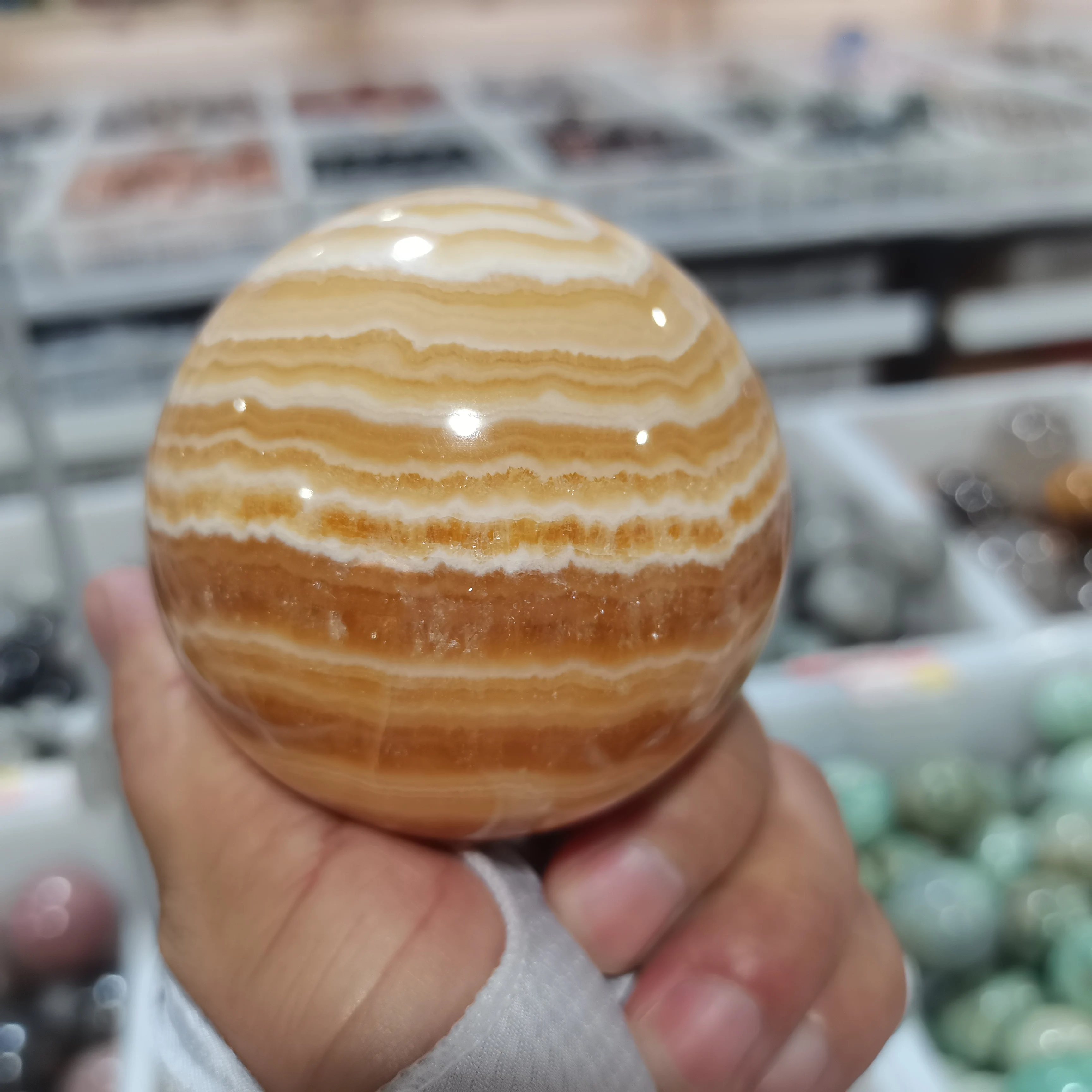 Large Size Natural polished crystals healing reiki magic yellow calcite spheres gold frozen stone ball for decoration 1pcs