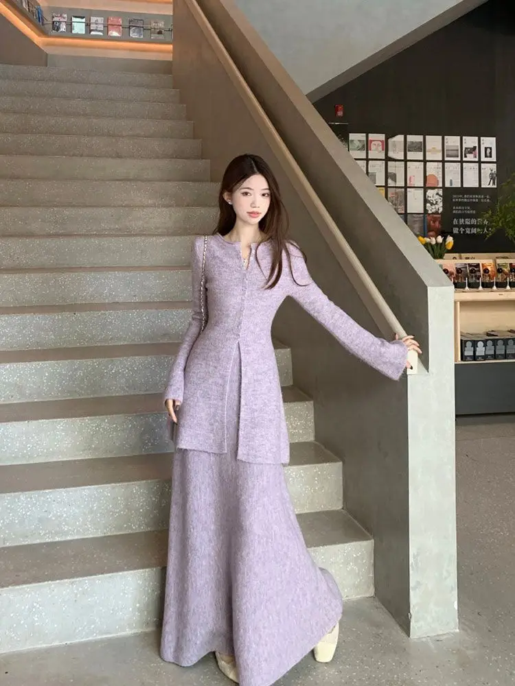 

V-neck Knitted Set Women's Autumn/Winter New Korean Edition Loose High Waist A-line Half Body Long Dress Two Piece Set