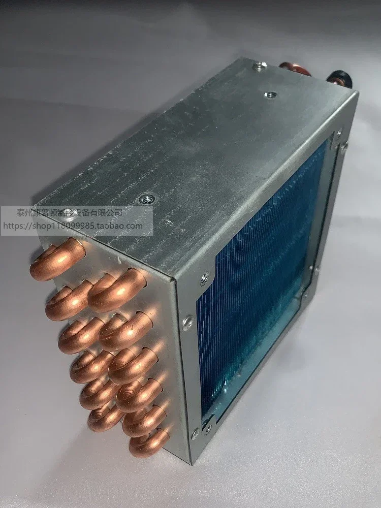 Working in DIY small refrigerator condenser air conditioner evaporator