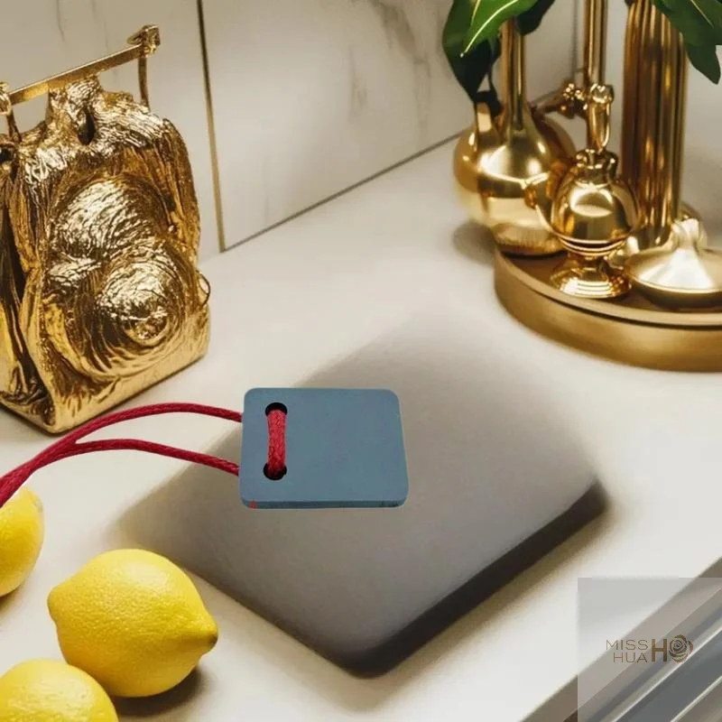 

Easy-to-use Denibbing File: Ideal for Car Paint Restoration and Paint Flaw Elimination