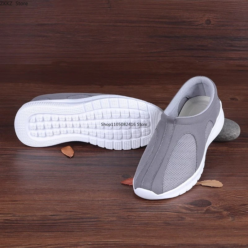 أحذية الكونغفو الصينية السوداء الصينية التقليدية أحذية الكونغ فو الووشو تاي تشي أحذية بكين القديمة الجناح تشون فنون الدفاع عن النفس أحذية رياضية