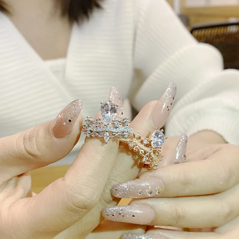 

MDLFES Moissan Diamond Style Micropavé Droplet Sparkling Faux Moissan Ring Niche Lace Thick Plating