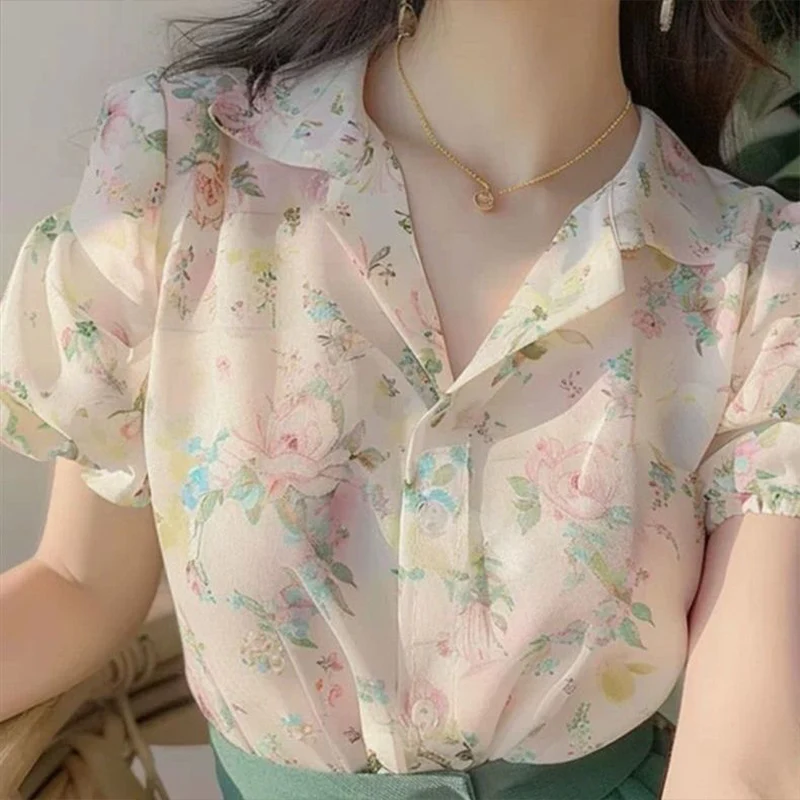 French Floral Temperament Young Style Age Reduction Short Sleeved Shirt Summer New Fashionable Casual Loose Slimming Women\'s Top