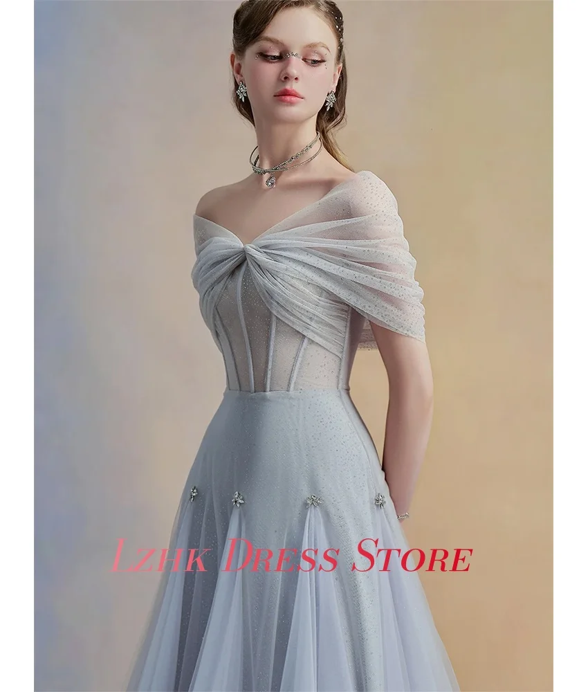 Vestido de noche personalizado de Organza de cristal de lujo, corte en A, hombros descubiertos, temperamento, mangas cortas, cuello en V