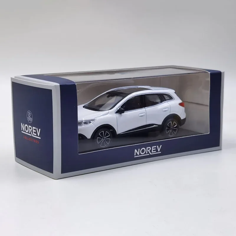 Diecast 1:43 Scale KADJAR SUV Alloy Car Model Metal Collection Souvenir Ornaments Display Vehicle Toys Gift Decoration