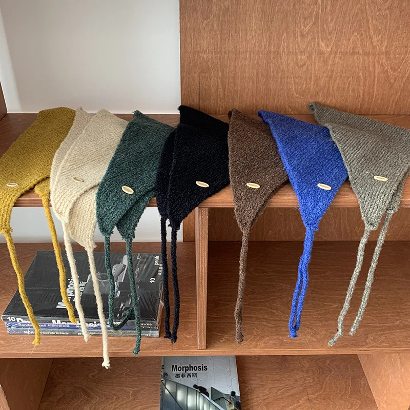 

Шерстяной треугольный шарф, новинка 2025, осень и зима, универсальный маленький шарф, защитный шарф для шеи, маленькая шаль для женщин