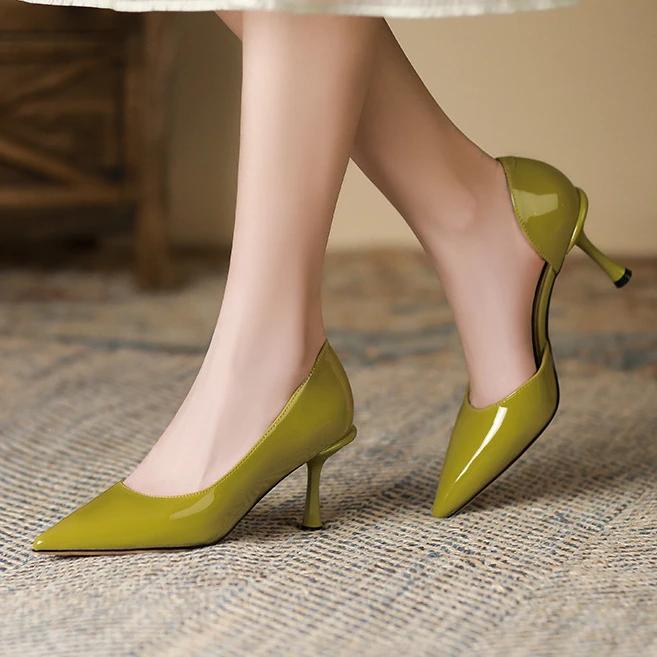 

Туфли-лодочки из лакированной кожи, пикантные модные туфли на высоком тонком каблуке, заостренный носок, туфли-лодочки на шпильке для свадьбы/банкета, черные