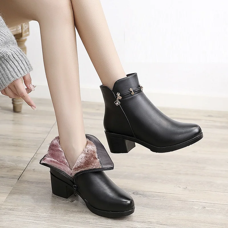 2025 New Fashion Women Genuine Leather Ankle Boots Female Warm Fur Round Toe Square Heel Zip Handmade Leisure Women Boots image 6