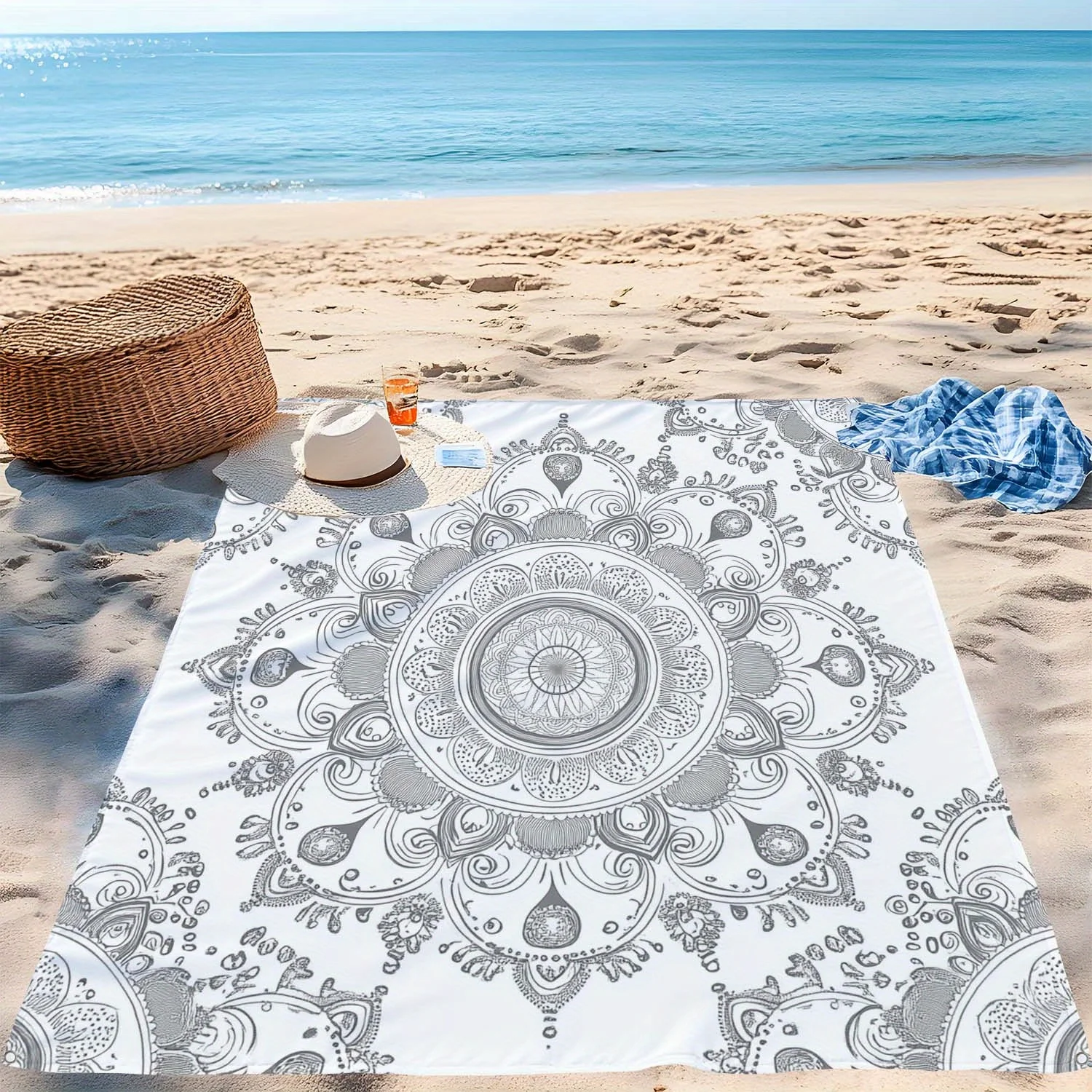VIKAMA Weiße und Graue Mandala Stranddecke, Bohemian-Style Sandabweisende Strandmatte, Tragbare Faltbare Outdoor-Matte