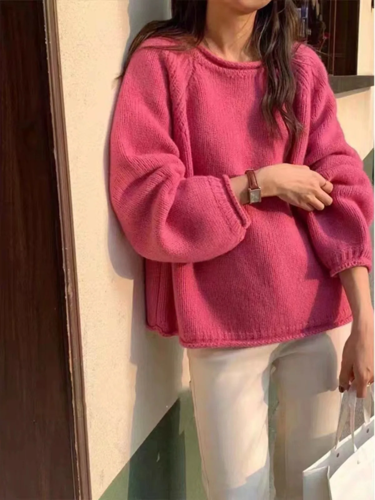 Nuovo maglione da donna in puro cashmere autunno e inverno con fondo maglione lavorato a maglia sciolto con collo rotondo e bordo arrotolato spesso