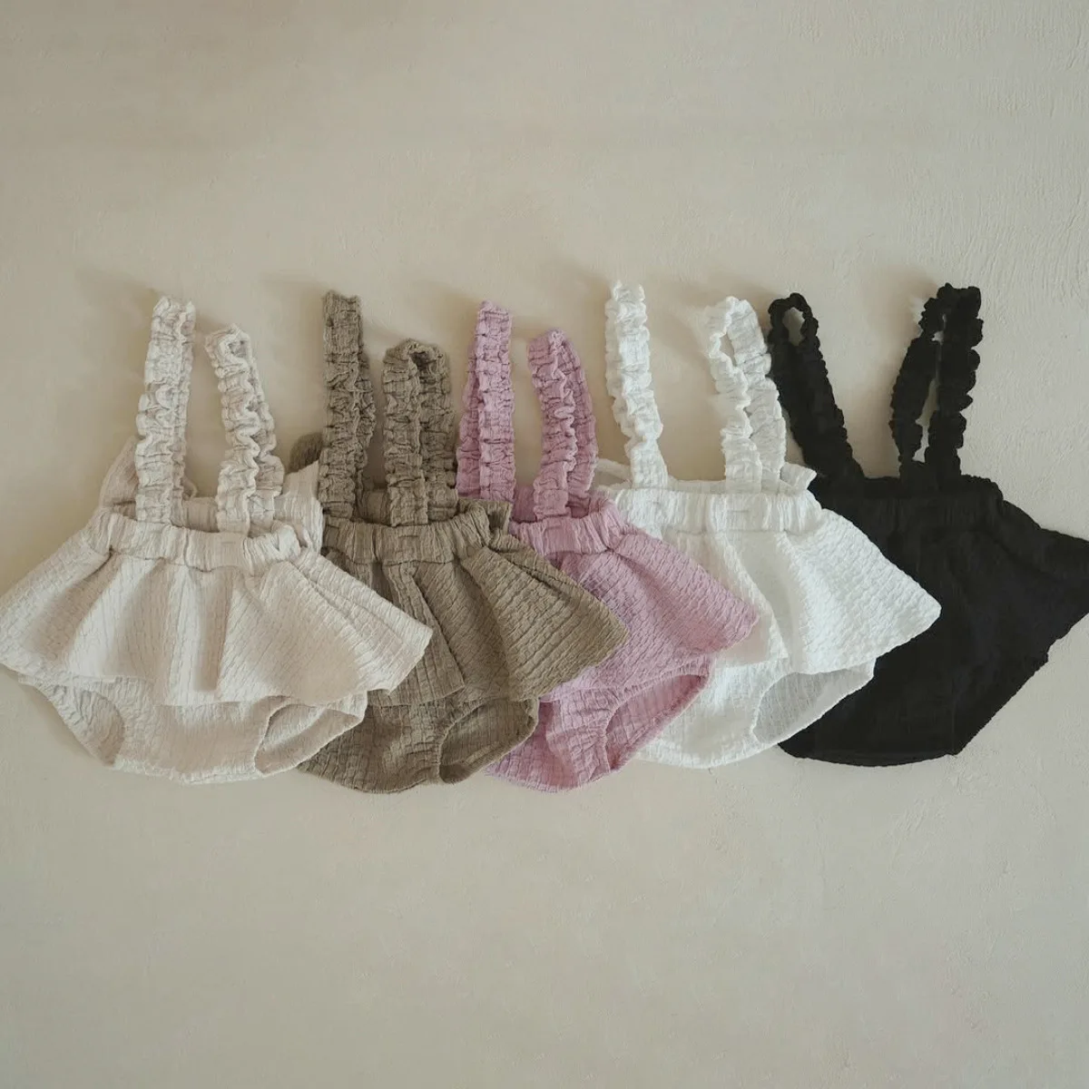 

2025 Summer New Baby Girl Sleeveless Bodysuit Newborn Princess Cotton Jumpsuit Infant Girl Strap Shorts Toddler Clothes 0-24M