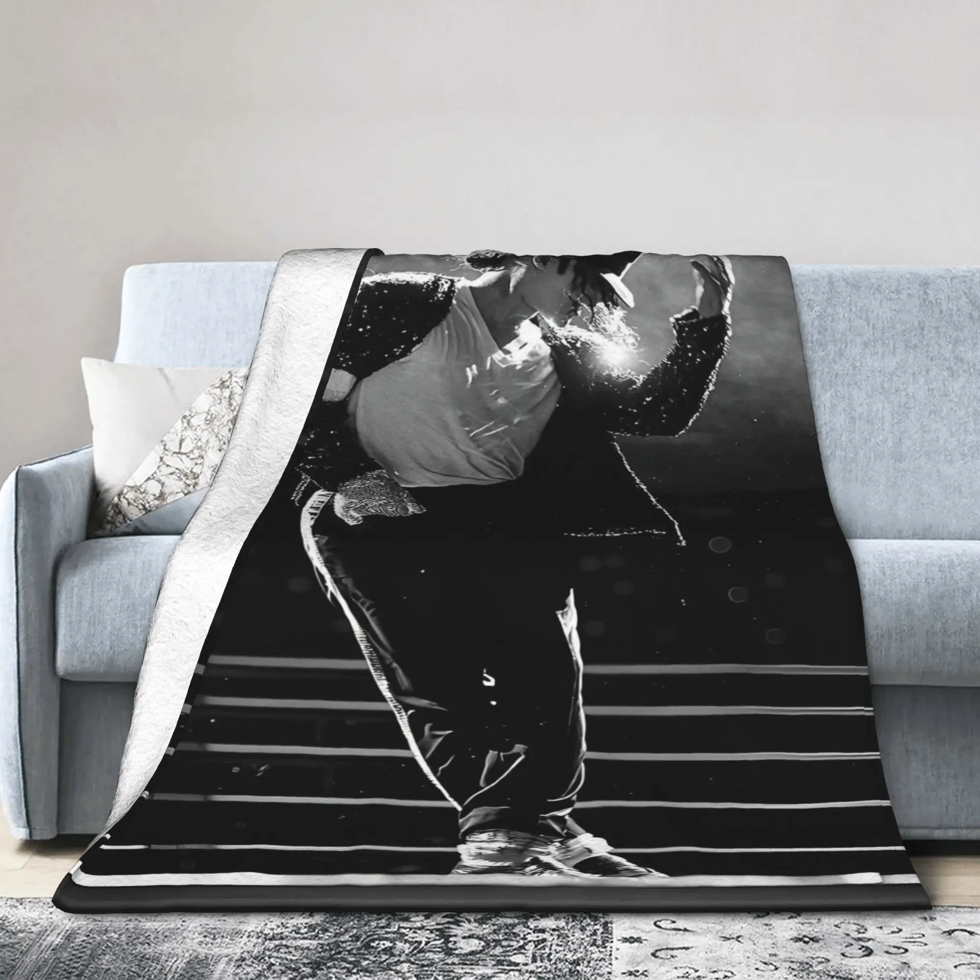 MJ King of Pop Music Michael Jackson Blankets Camping Flannel Bedding Throws For Couch Bed Super Warm Bedspread Gift Idea