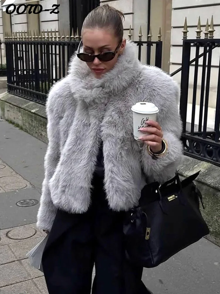 Elegancka krótka kurtka z imitacji futra damska miejska jednolita z klapami otwarte szwy pełne rękawy płaszcze damska jesienno-zimowa moda odzież wierzchnia