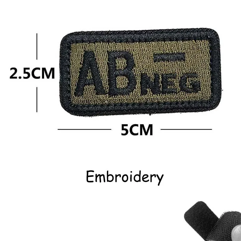 1/2 Stück, A B AB O POS-NEG Blutgruppen-Abzeichen, Stoffapplikation, Stickerei, Klettverschluss-Patches, militärischer taktischer Patch für Rucksäcke